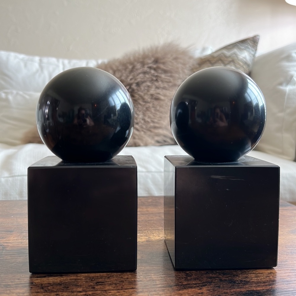 Paloma & Co BLACK MARBLE BOOKENDS